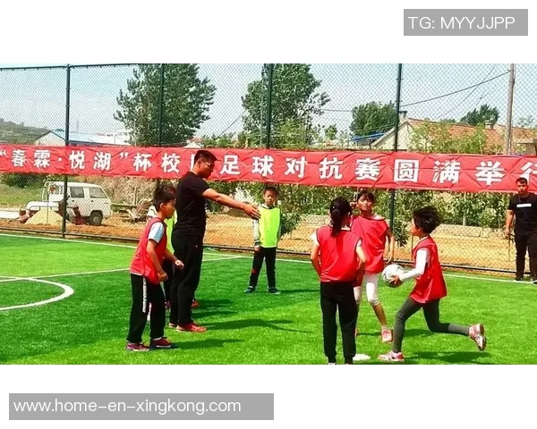 成都十八中足球队奋勇拼搏展现青春风采助力校园体育文化发展